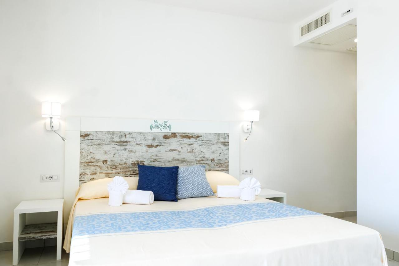 Mercury Beach Hotel ซานตันตีโอโก ภายนอก รูปภาพ