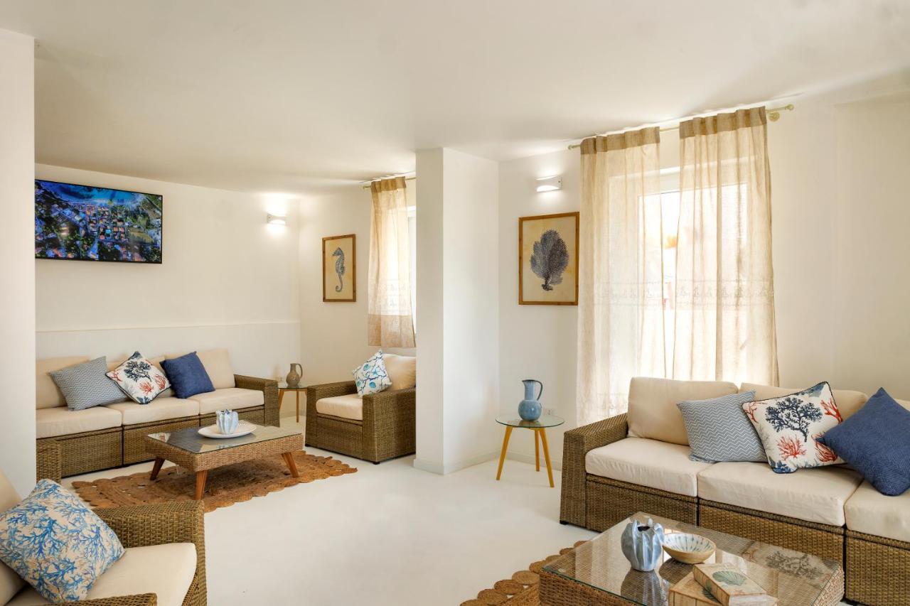 Mercury Beach Hotel ซานตันตีโอโก ภายนอก รูปภาพ