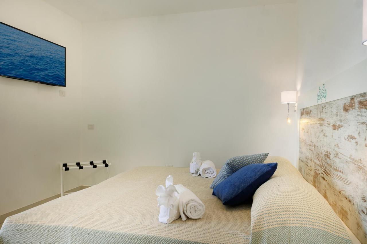 Mercury Beach Hotel ซานตันตีโอโก ภายนอก รูปภาพ