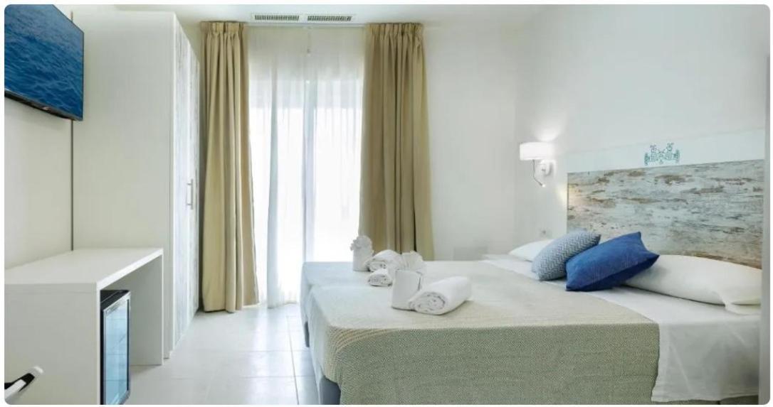 Mercury Beach Hotel ซานตันตีโอโก ภายนอก รูปภาพ